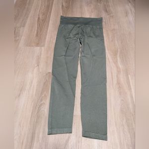 Seamless butt lift leggings